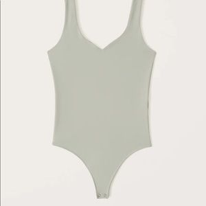 NWT Abercrombie Double-Layered Seamless Sweetheart Bodysuit in Sage Green